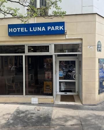 Hotel Luna Park Париж Экстерьер фото